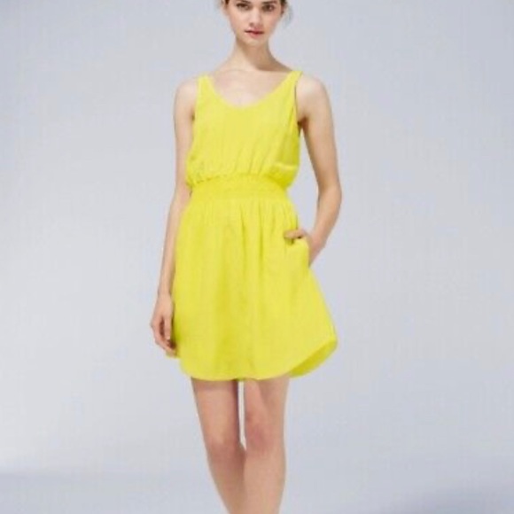 Aritzia Babaton Pale Yellow Silk Dress - Picture 2 of 9